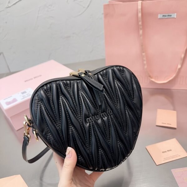 MIU Heart Matelassé Black Leather - Bag
