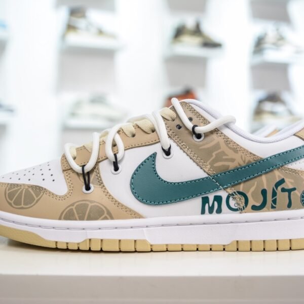 NK Dunk Low SE "Mojito" - Sneakers