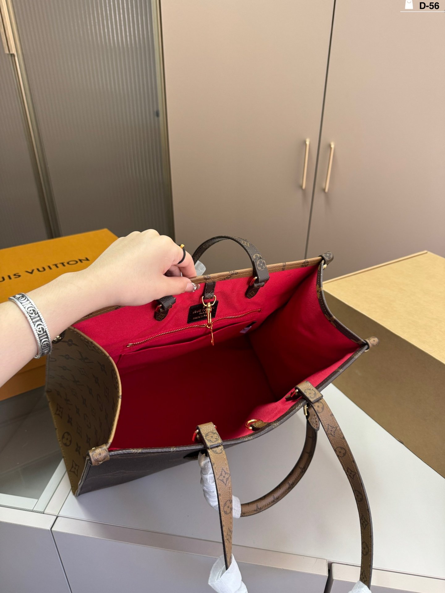 LV OnTheGo GM Monogram Reverse - Bag - Image 9
