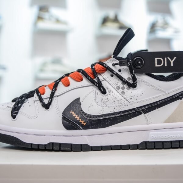 NK Dunk Low OW Lot 1 - Sneakers