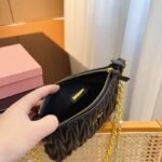 MIU Matelassé Leather Black – Bag – Red