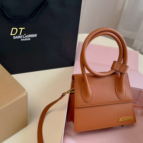 I don't know who they are. 

JQM Le Chiquito - Bag