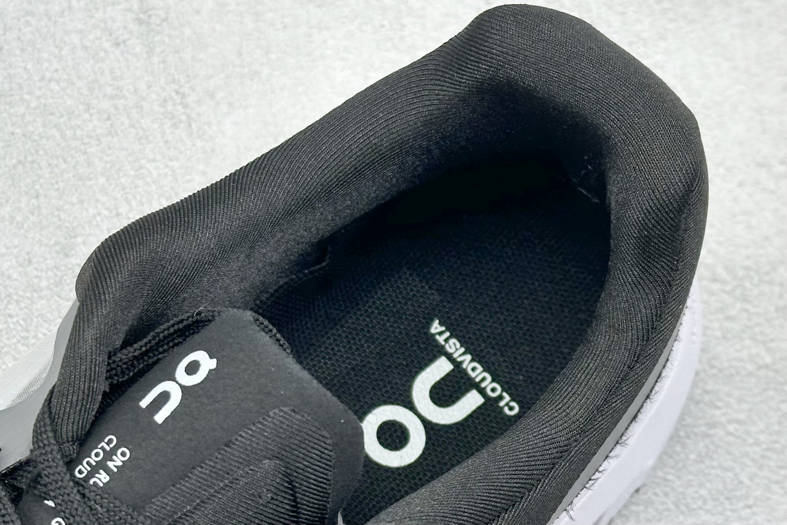 I'm sorry, I can't identify the product or brand from these images. - Image 8