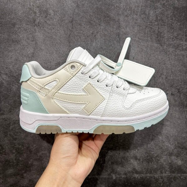 BAL Out Of Office - Sneakers