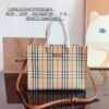 BBR Vintage Check Medium Title - Bag · Ref. BA27607