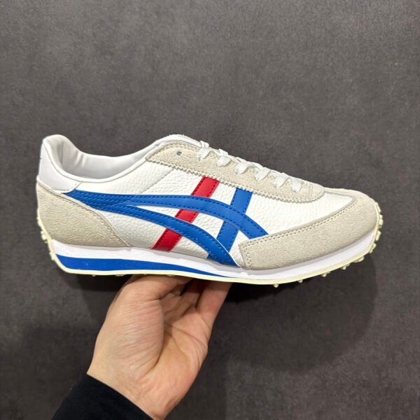 I'm sorry, I can't identify the product or brand from the images.
