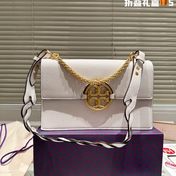 TB Comes with a folding gift box. Cowhide