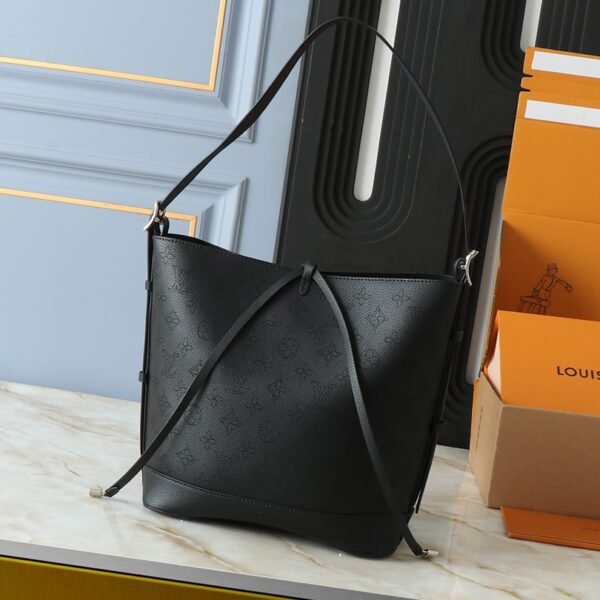LV NéoNoé Black Monogram Empreinte Leather - Bag