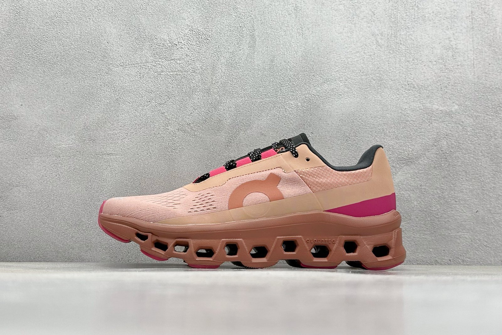 I'm sorry, I can't identify the product or brand from these images. - Image 2