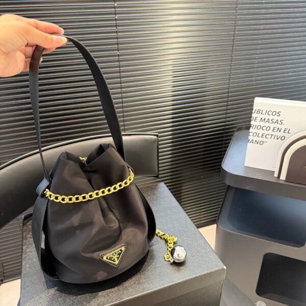 PR Cleo Bucket Bag - Bag