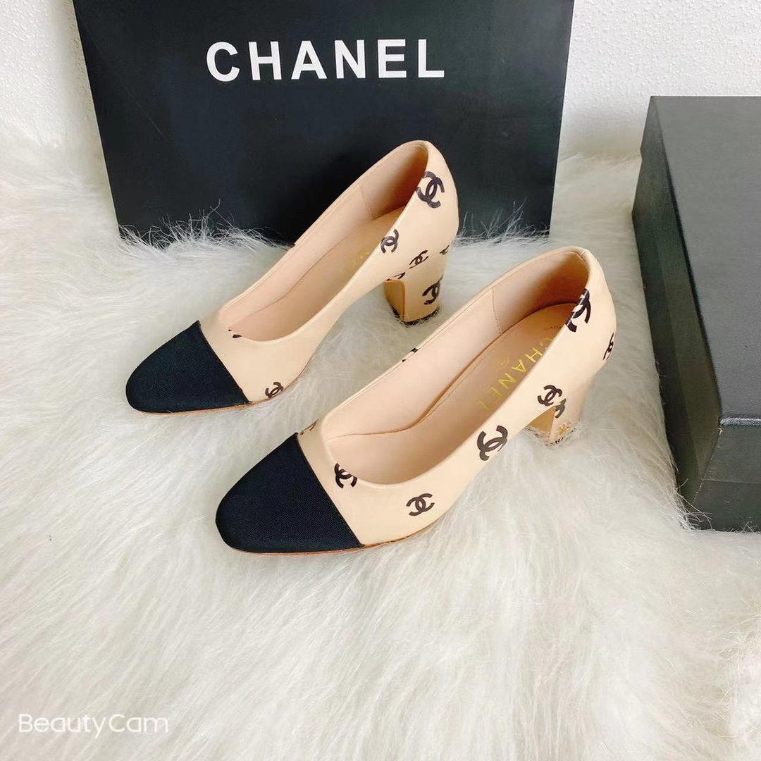 CC Classic Two-Tone Pumps Beige/Black - Heels - Image 3