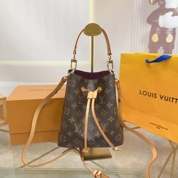 LV NéoNoé BB Monogram - Bag