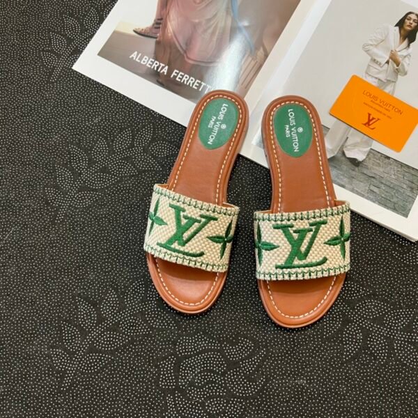 LV Paseo Flat Comfort Mule - Slides