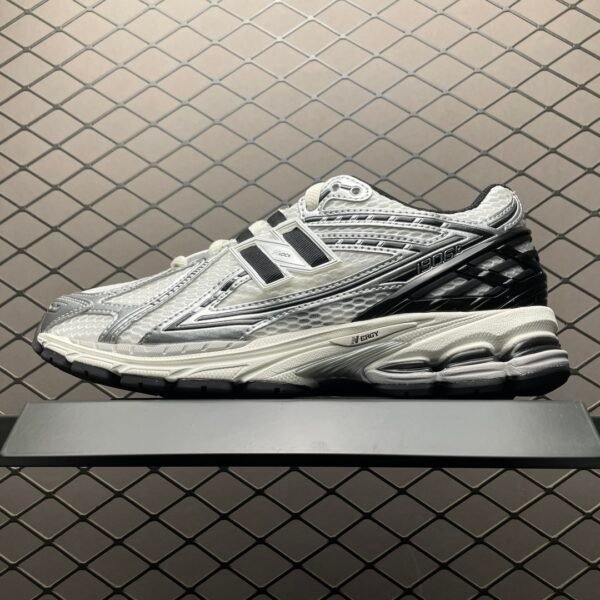 NB 1906R Protection Pack Silver/Black - Sneakers