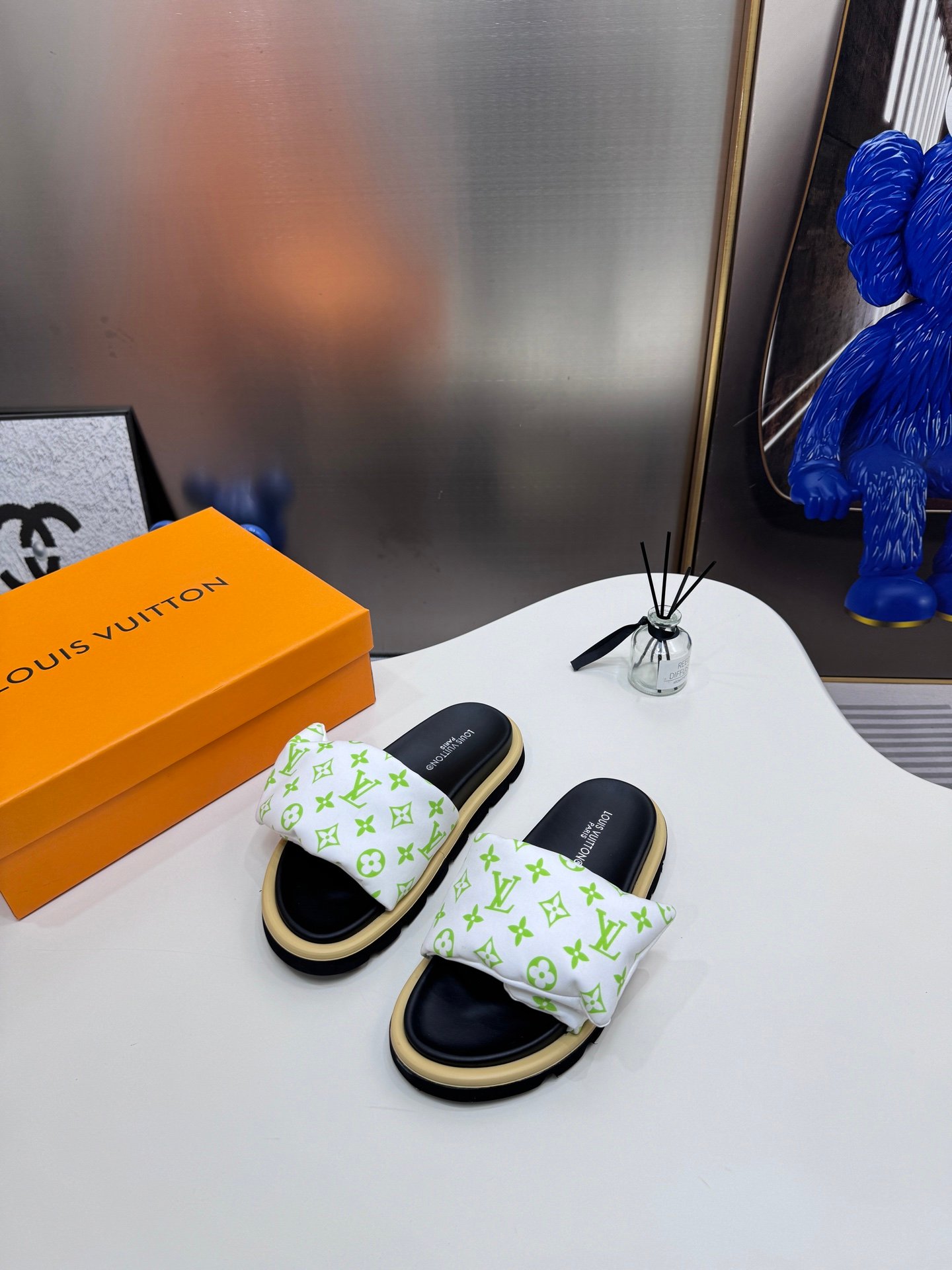 LV Pool Pillow Comfort Green/White Monogram - Slides - Image 2