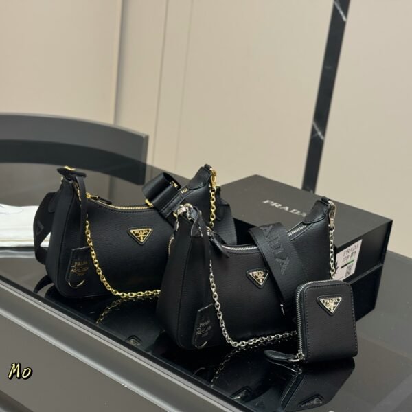 PR Re-Edition 2005 Black Saffiano Leather - Bag