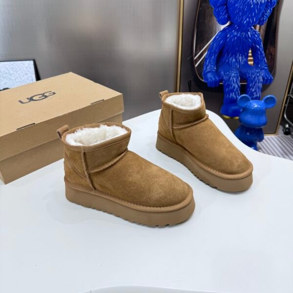 UGG Classic Ultra Mini Chestnut - Boots