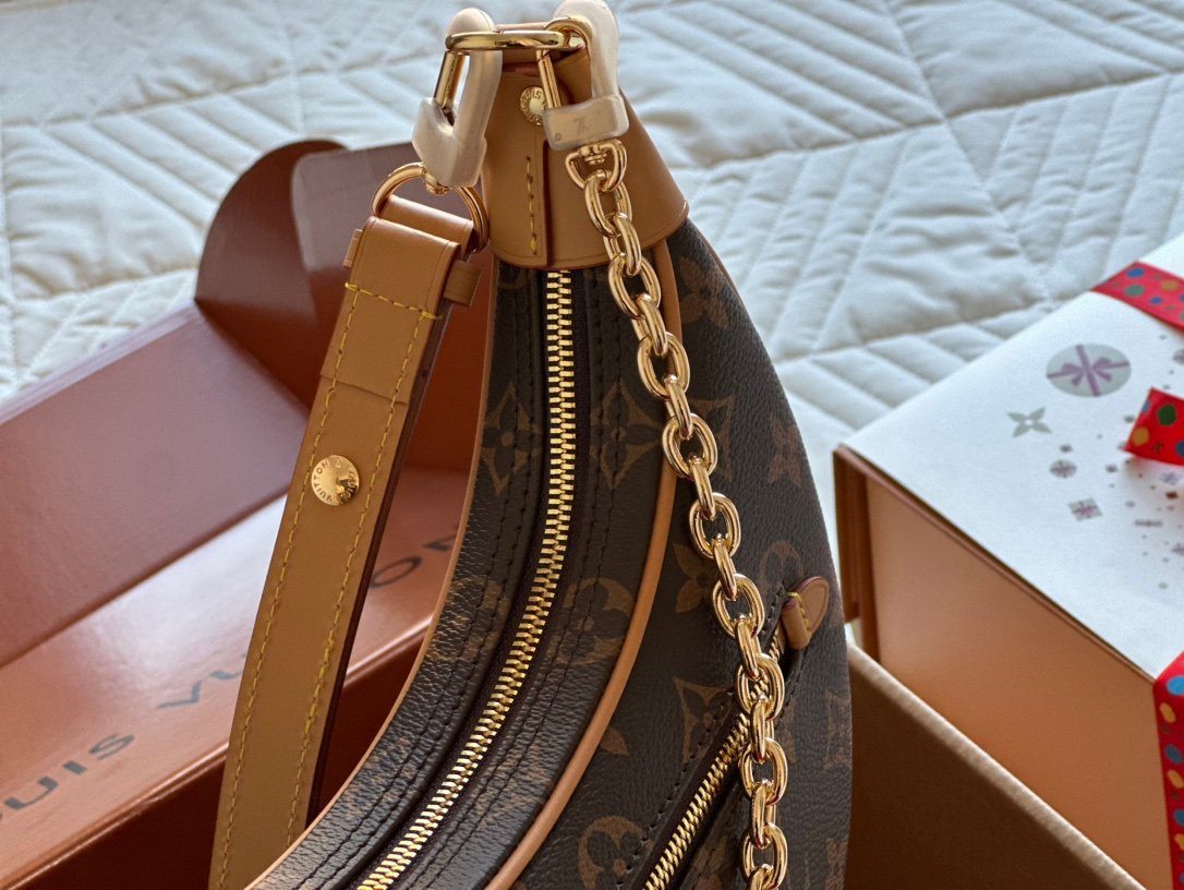 LV Loop Monogram - Bag - Image 3