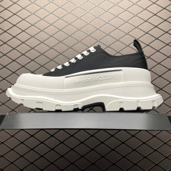AMQ Tread Slick - Sneakers
