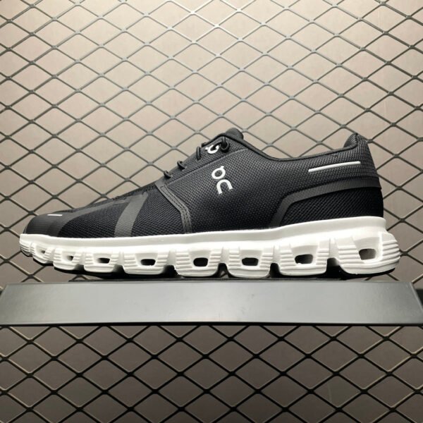 ON Cloud - Sneakers