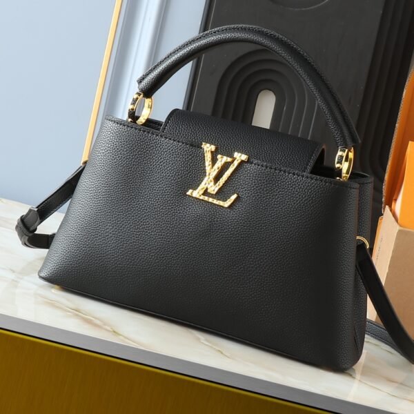 LV Capucines BB Black Leather - Bag