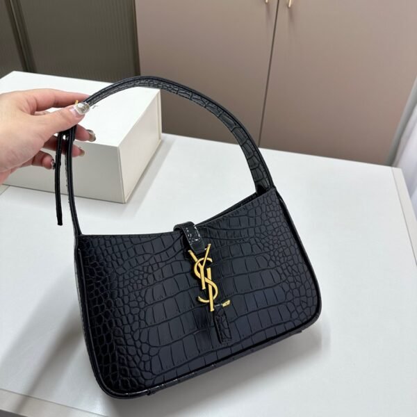 YSL Le 5 à 7 Hobo - Bag