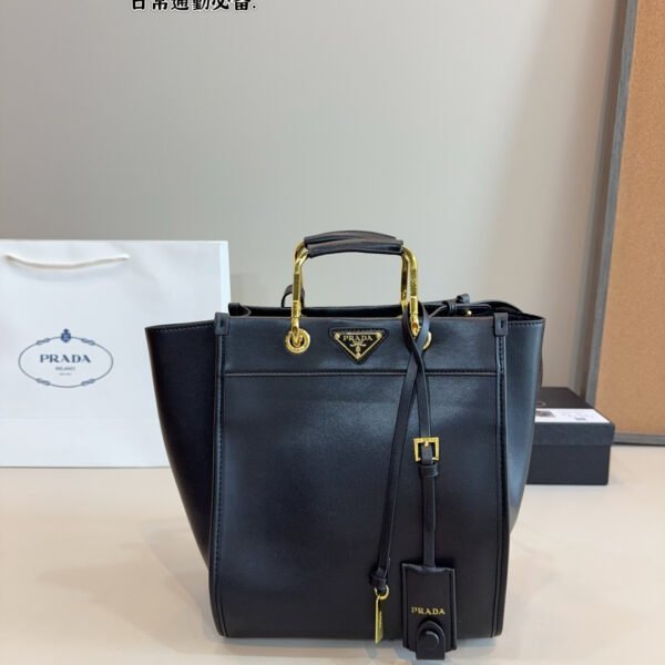PR Galleria Medium Black and Brown Leather - Bag