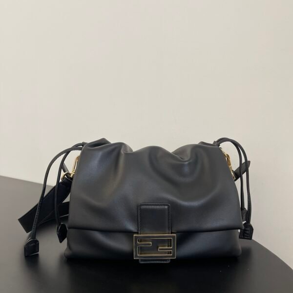 FD Mamma Baguette Black Leather - Bag
