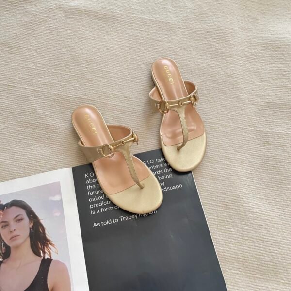 GG Marmont Thong Sandals - Sandals