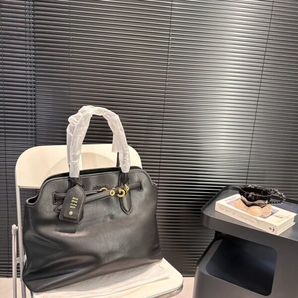 MIU Madras Black Leather - Bag