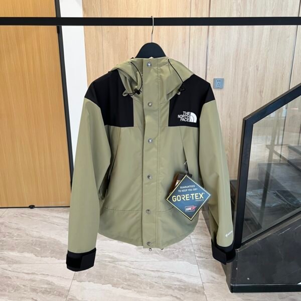 TNF Mountain Light Jacket - Jacket