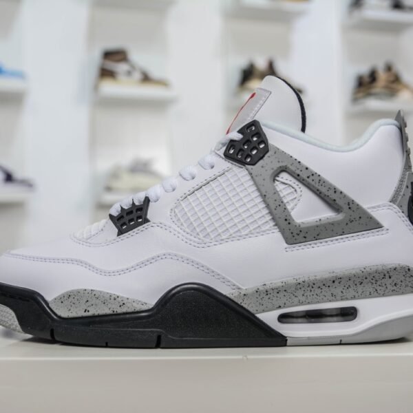 NK Air Jordan 4 Retro White Cement - Sneakers
