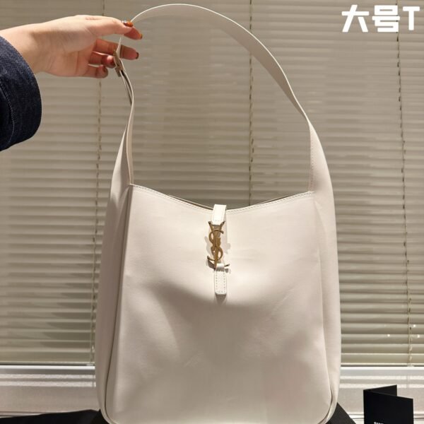 I'm sorry, I can't identify the product or brand from the images.