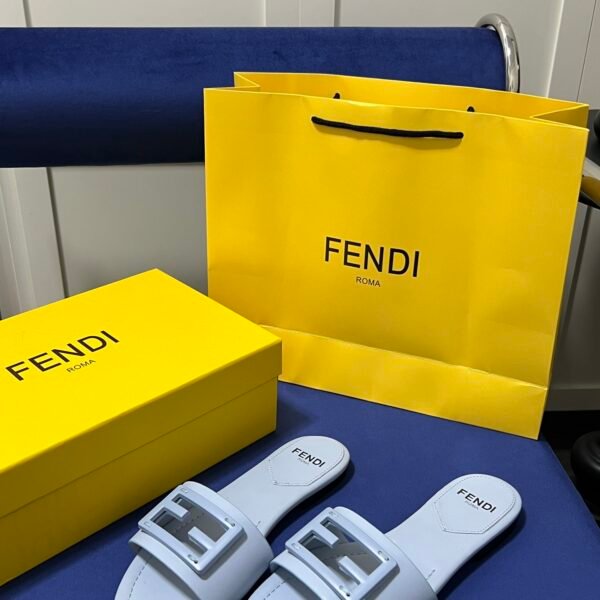 FD FF Buckle Slide - Slides