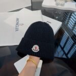 MCL Logo Beanie Black Wool – Hat – Red