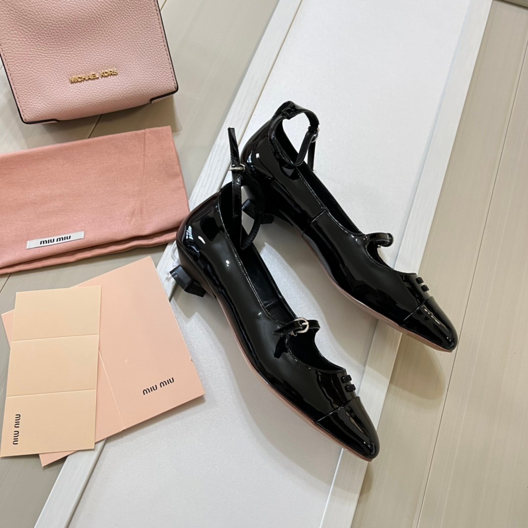 MIU Patent Leather Mary Jane Ballet Flats Black Patent Leather - Shoes - Image 4