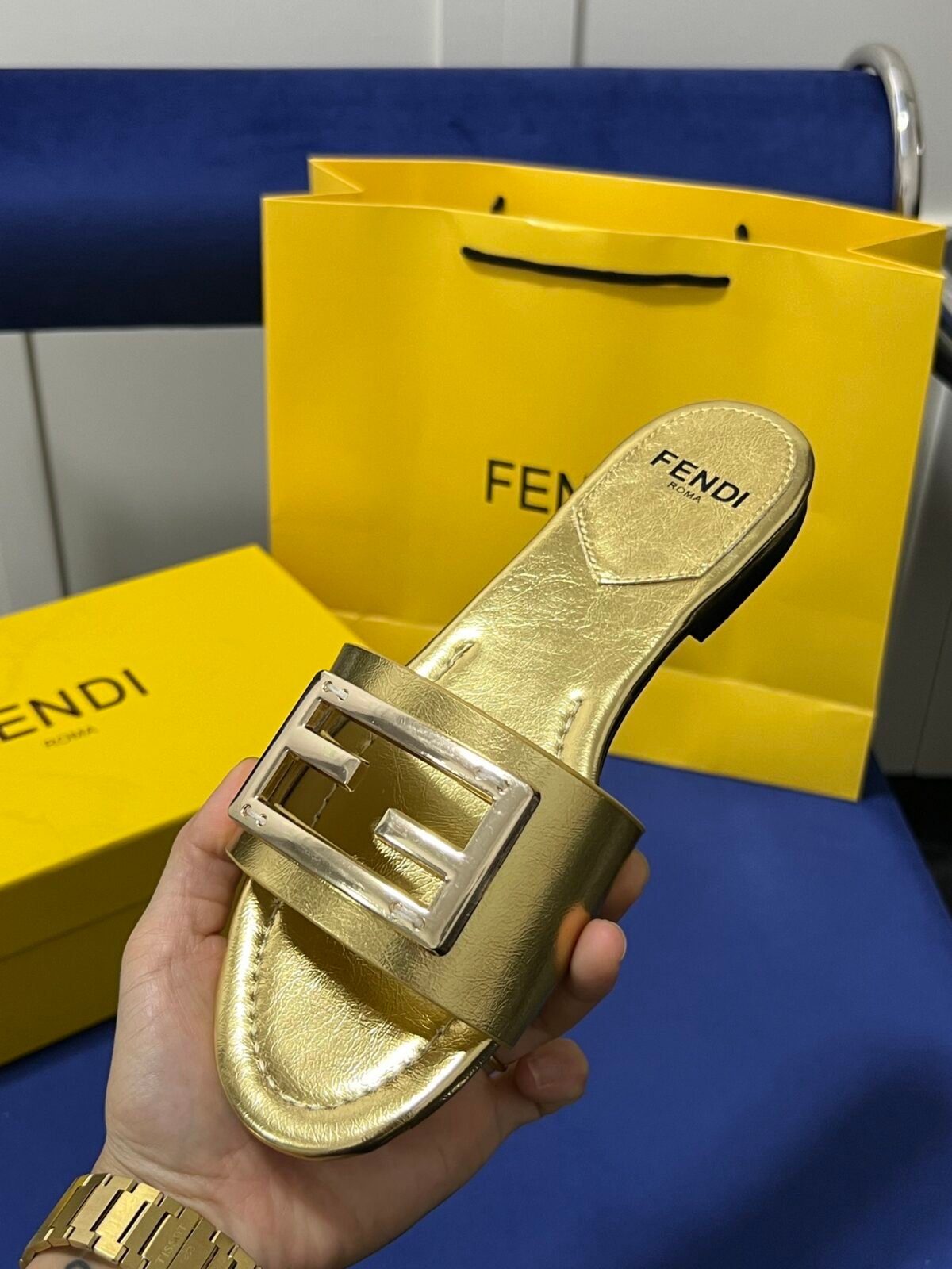 FD FF Buckle Slides – Slides — 3