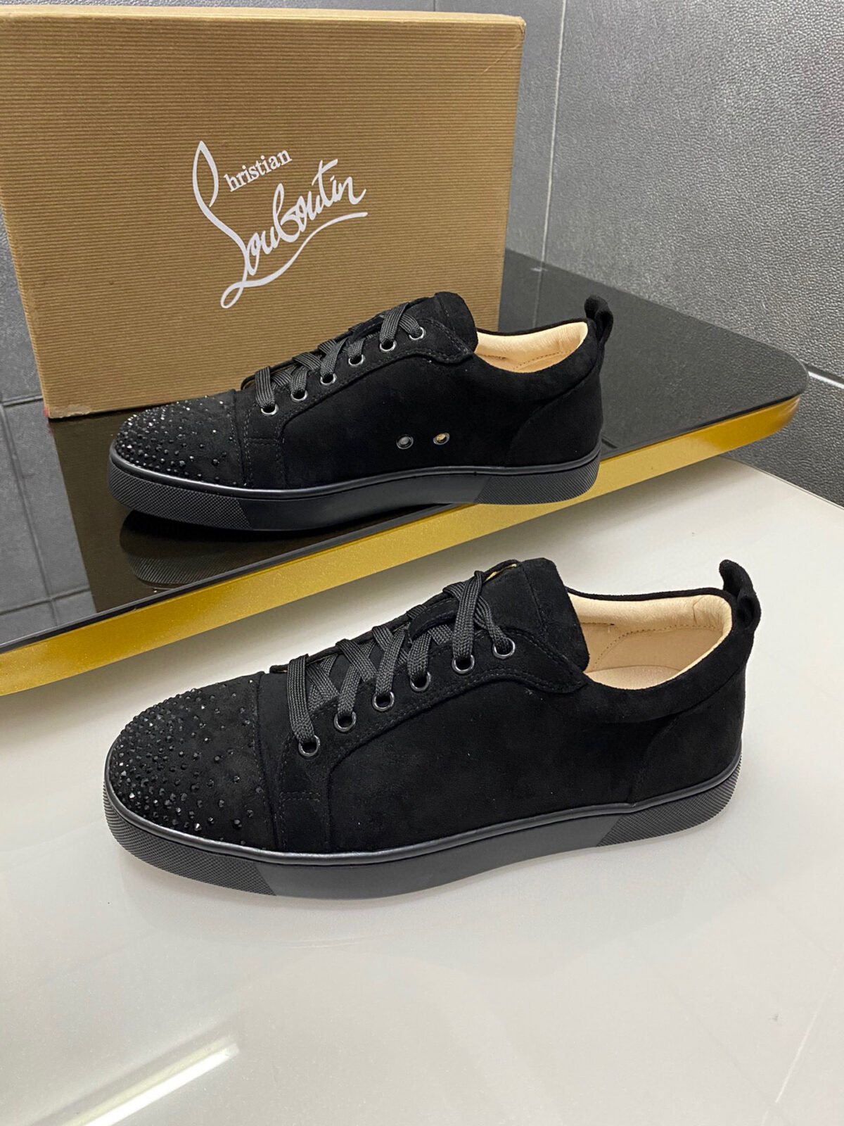 CL Louis Junior Spikes Black Suede – Sneakers — 6