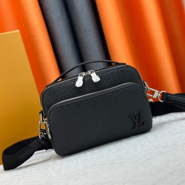 LV Outdoor Messenger Black Taiga Leather - Bag