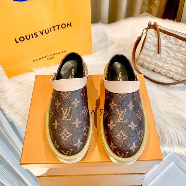 LV Pool Pillow Comfort Mule Monogram - Shoes
