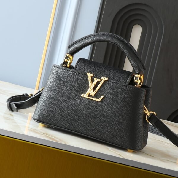 LV Capucines BB - Bag