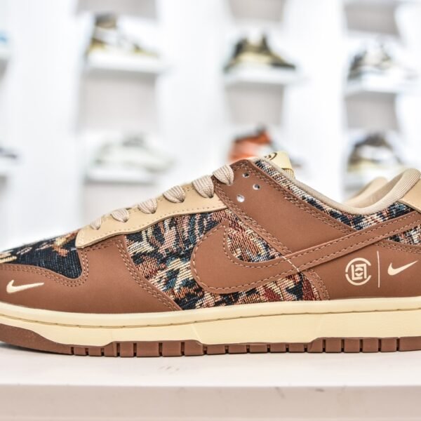 NK Dunk Low CLOT Brown/Multicolor - Sneakers