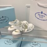 PR Triangle Logo Rubber Sandals – Sandals