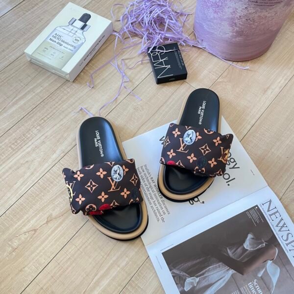 LV Pillow Comfort - Slides