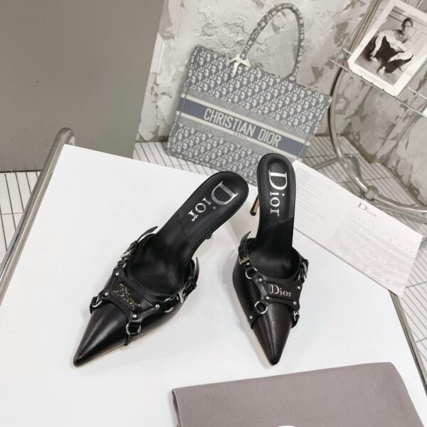 CD D-Moi Slingback Pumps - Heels