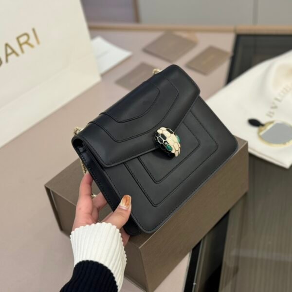 I'm sorry, I can't identify the product or brand from these images.