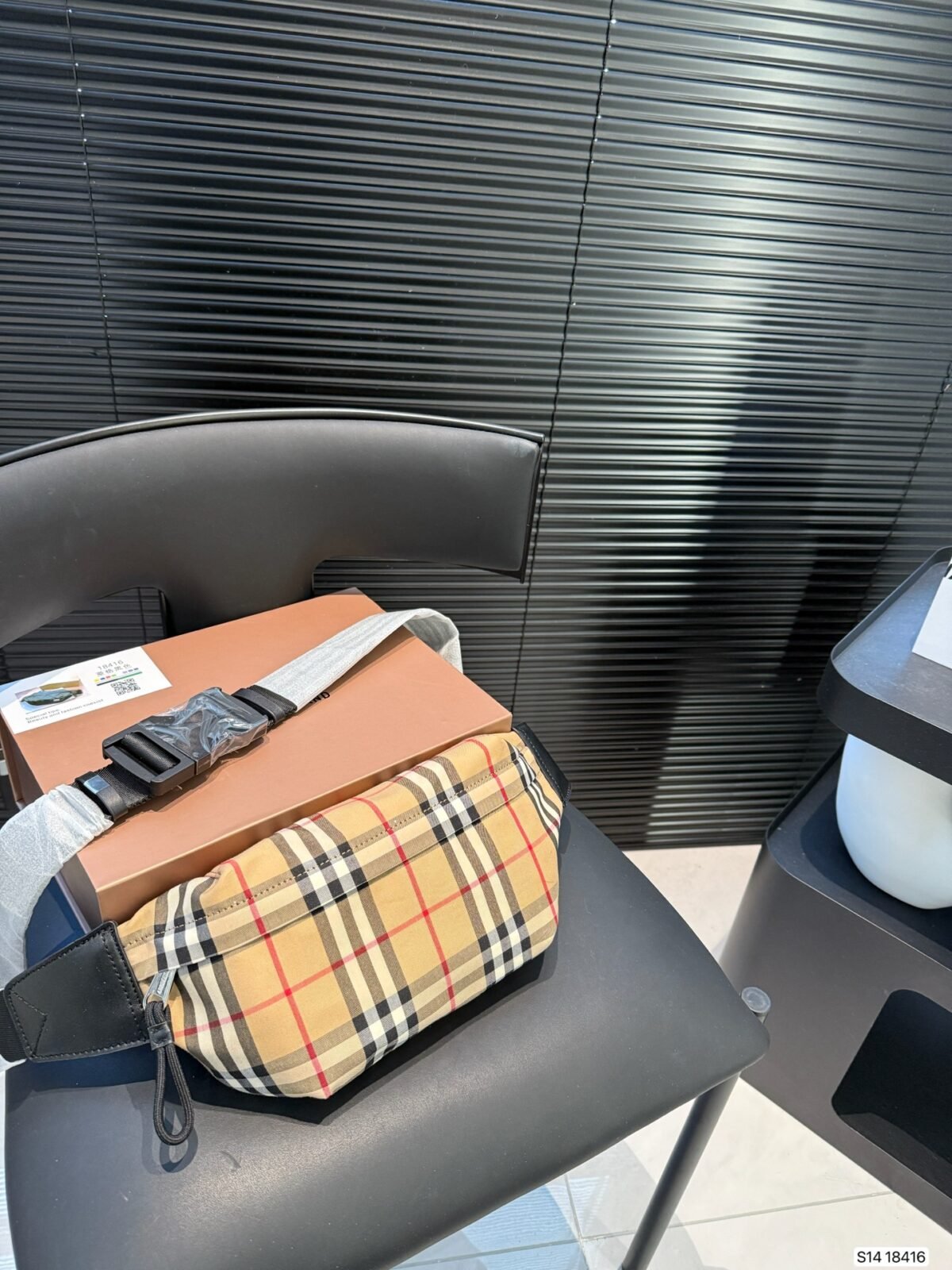 BBR Vintage Check Beige/Black – Bag — 2