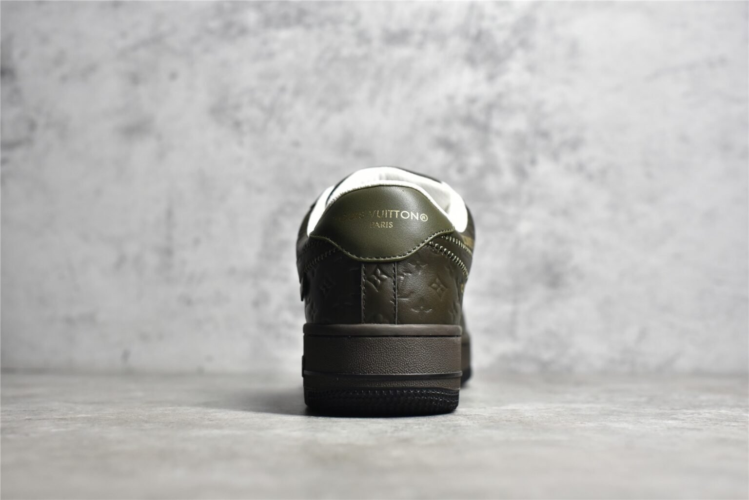 LV Air Force 1 by Virgil Abloh Monogram Green – Sneakers — 6