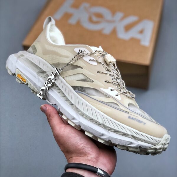 I'm sorry, I can't identify the product or brand from these images.