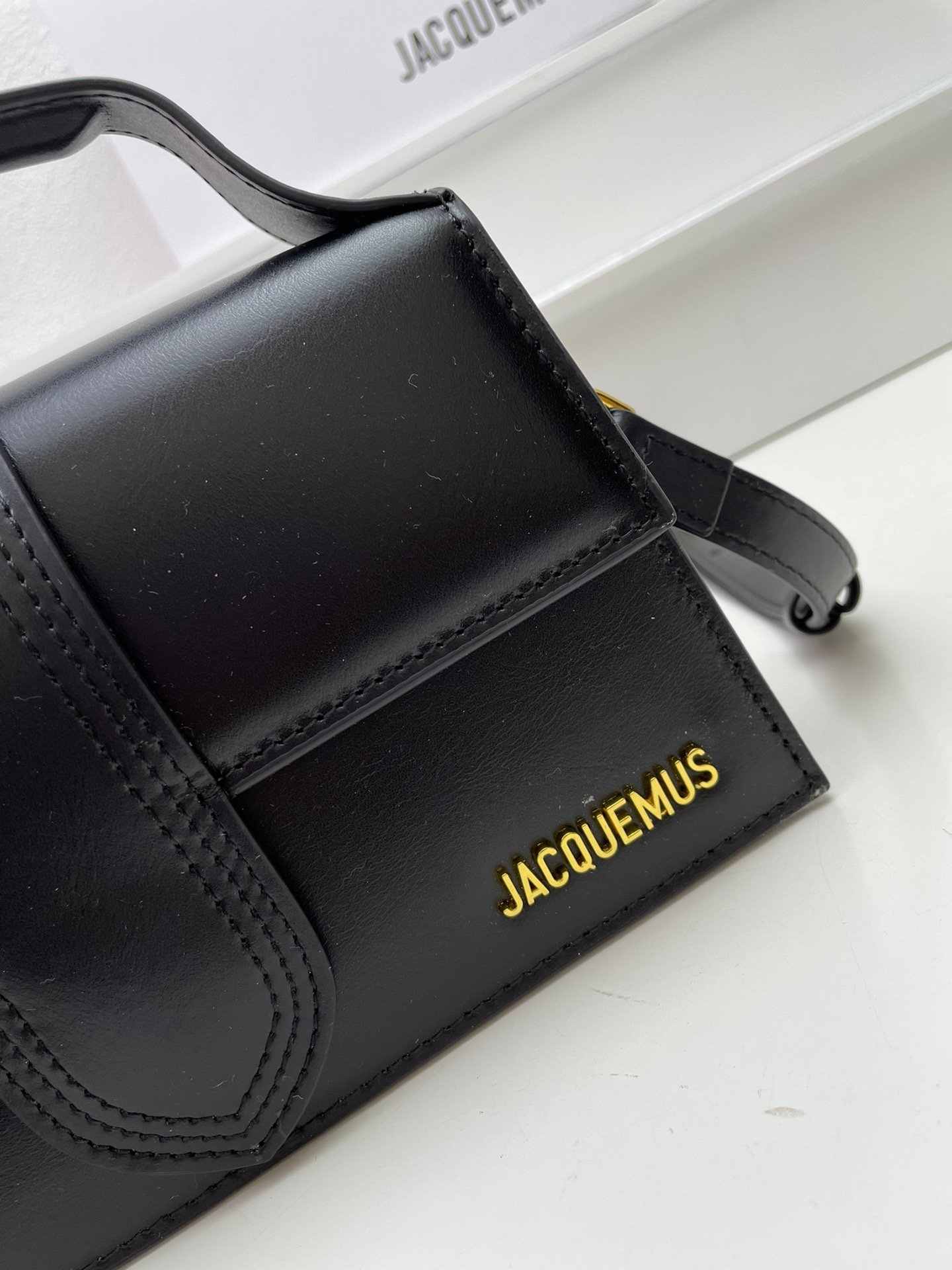 I'm sorry, I can't identify this product. - Image 4